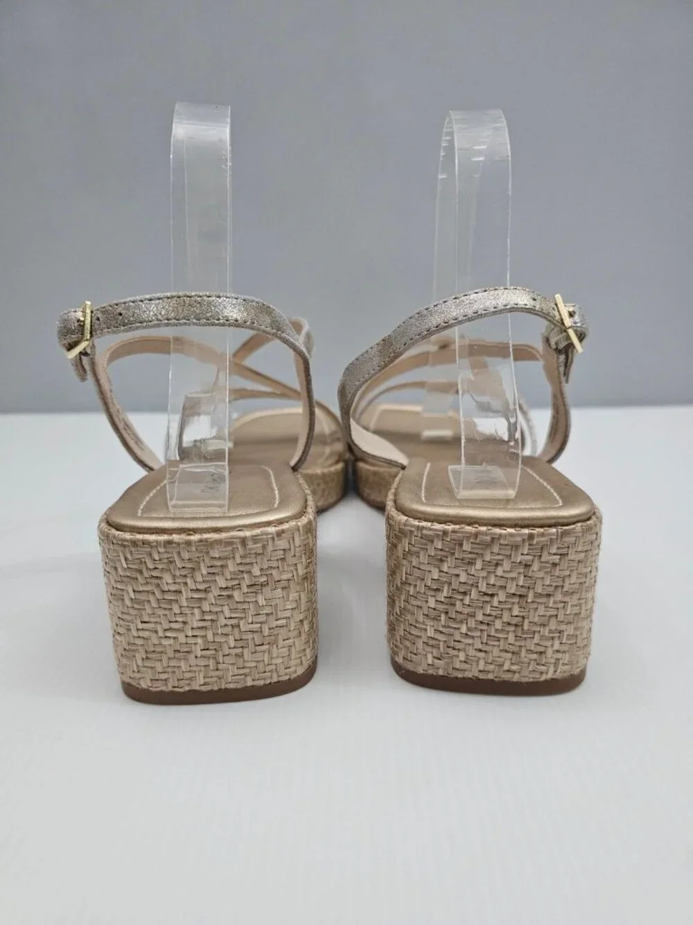 Donald Pliner Rosalie Strappy Wedge Sandal Womens 9.5 Platino Gold Leather NEW